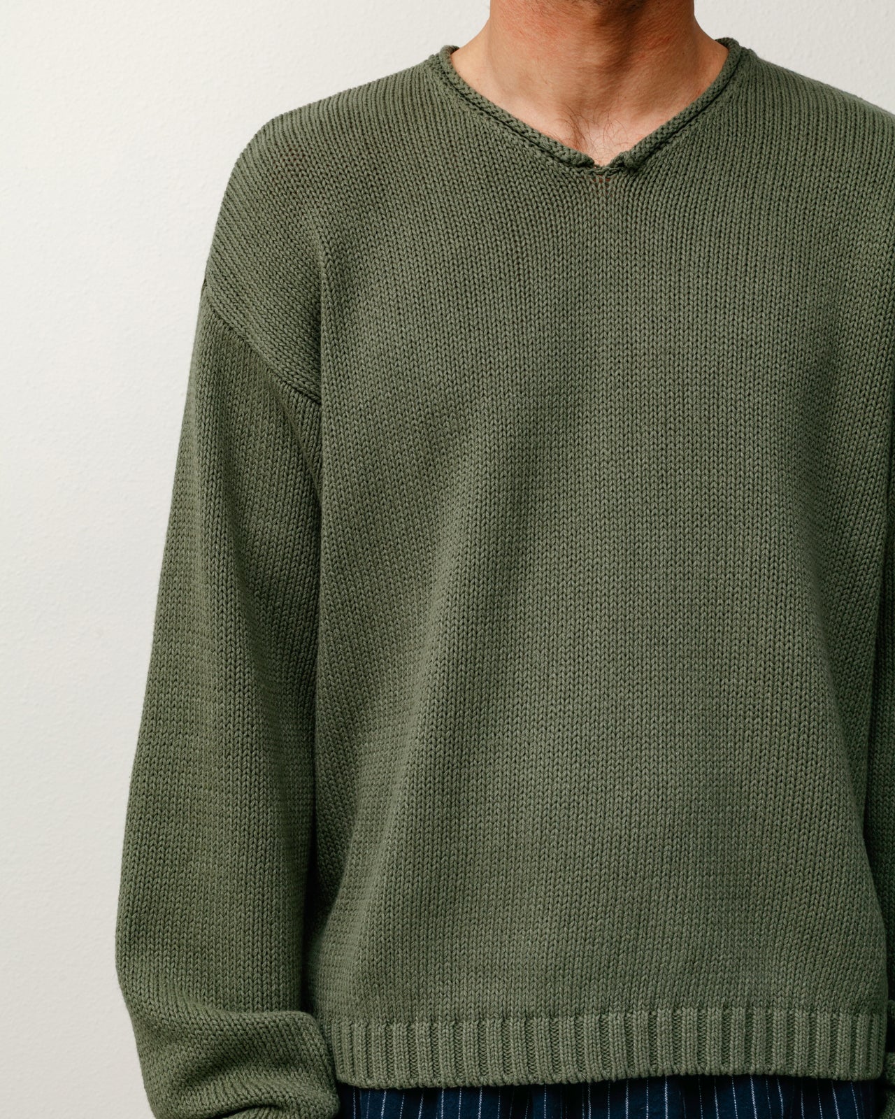 Roll V Neck Sweater – Olive | Tops & Knits | Stüssy