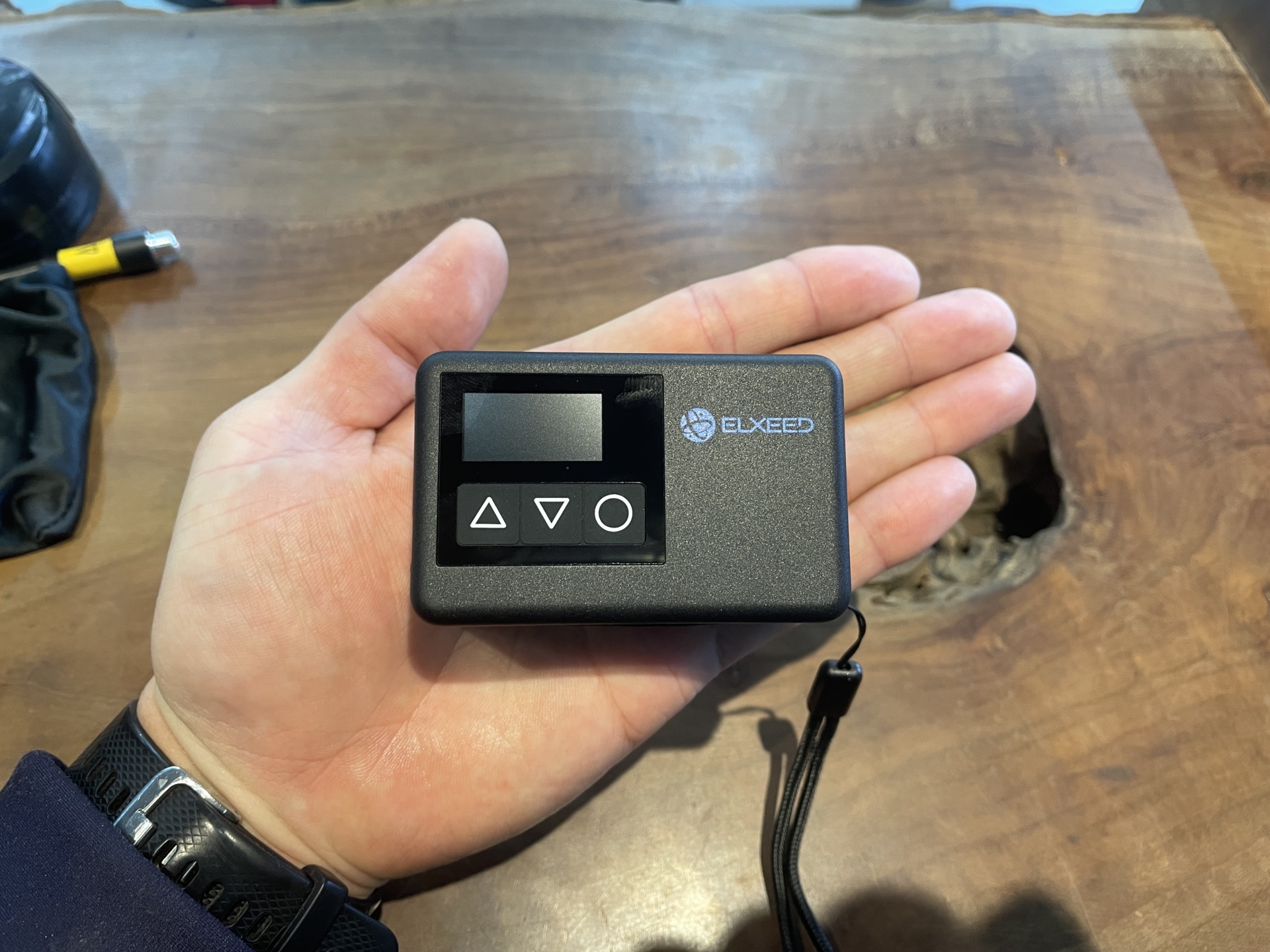 これからの時代は電動携帯ポンプが当たり前！？「日邦電機 ELXEED-BL01