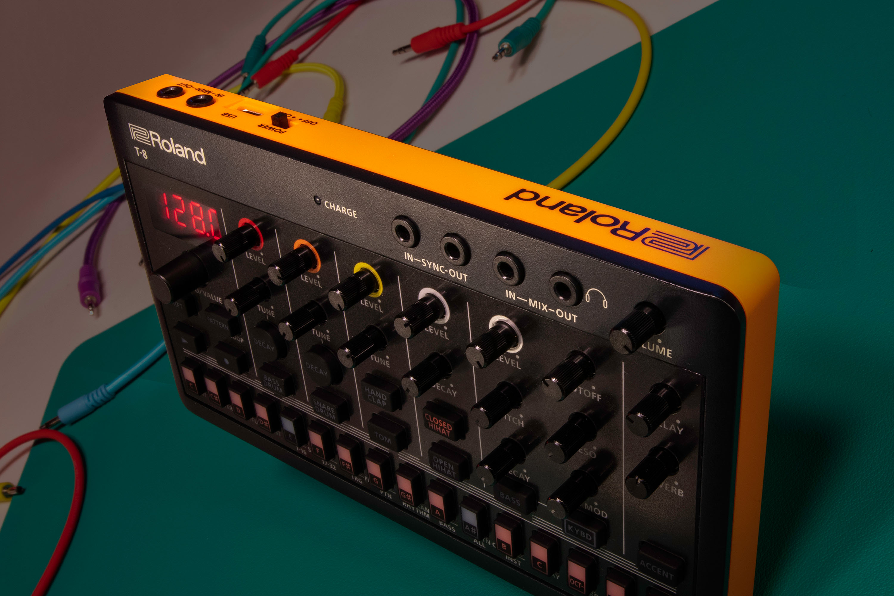 Roland T-8 Drum machine