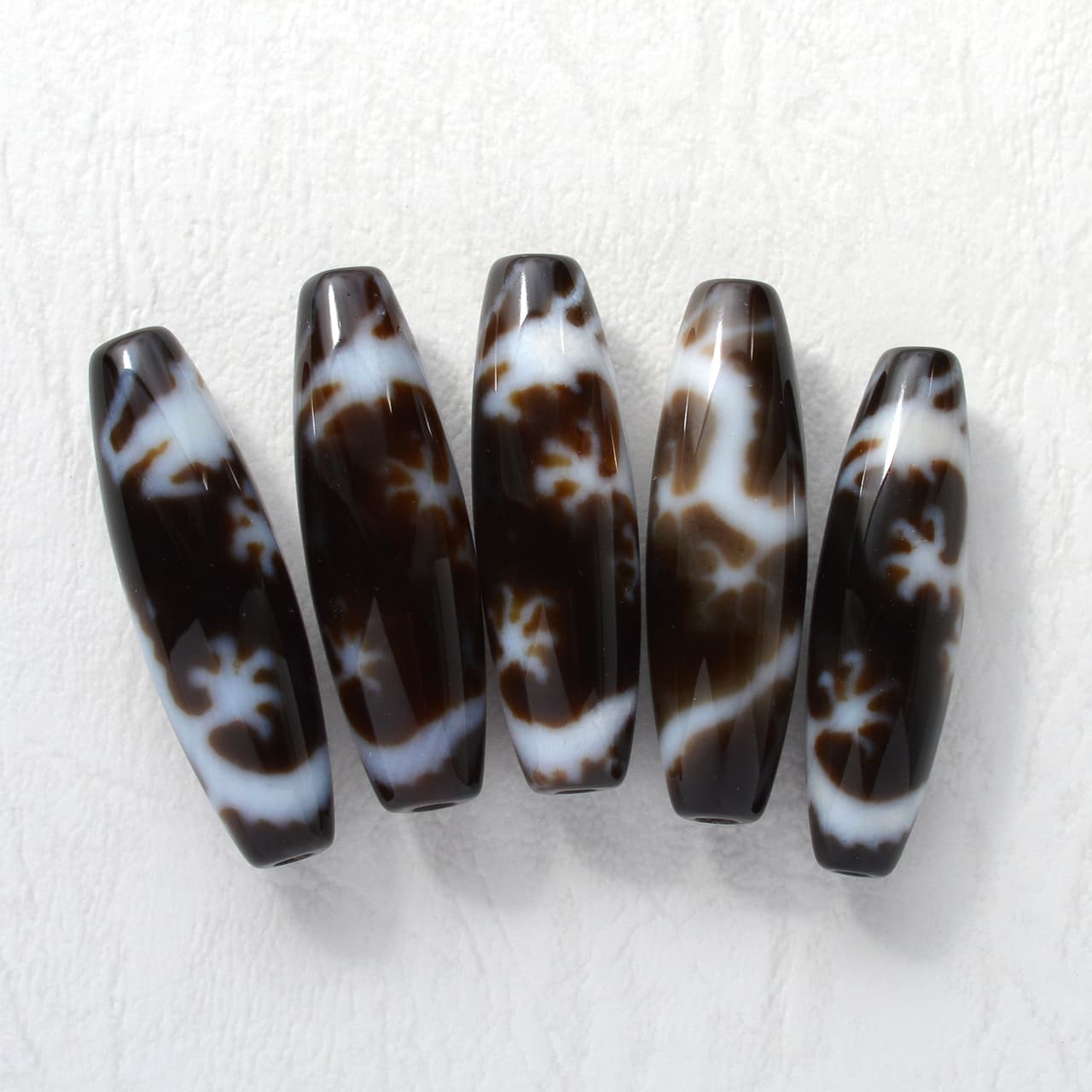 皇帝龍天珠(龍神天珠)五本爪・水晶 - 10mm玉、サイズ15、17cm | 天然石