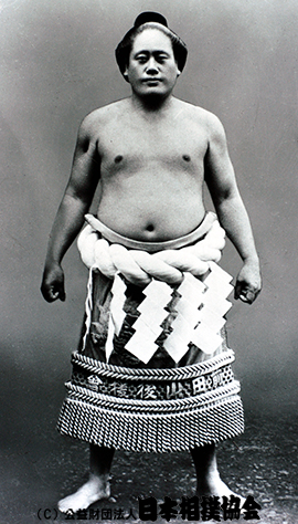 前田山 - 歴代横綱 - 日本相撲協会公式サイト