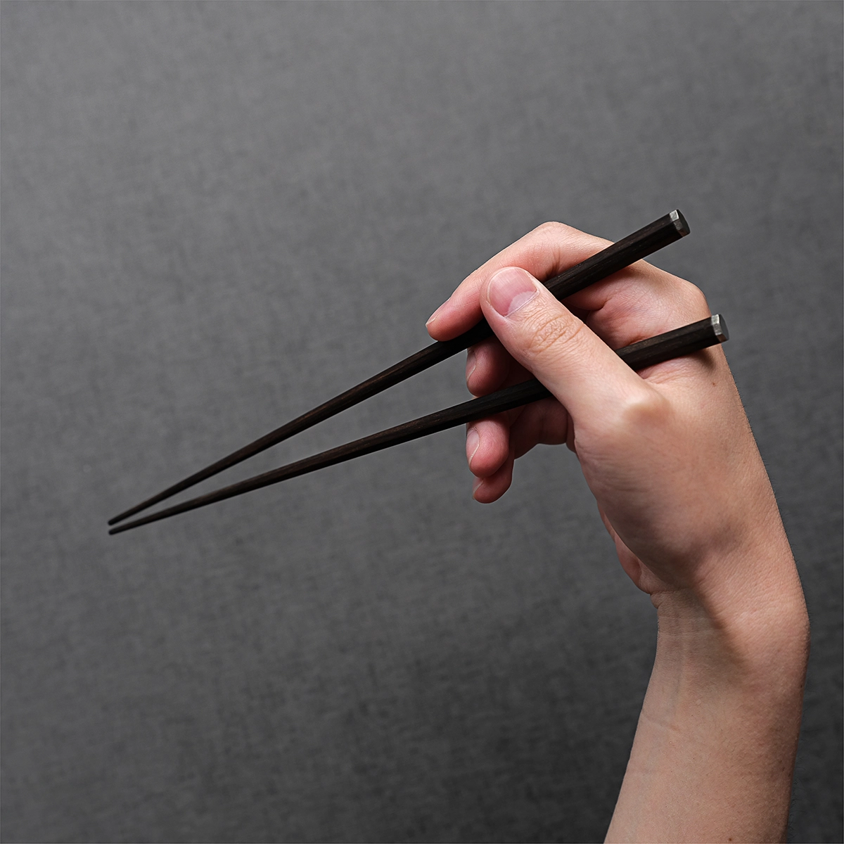 SUSgallery × MARUNAO