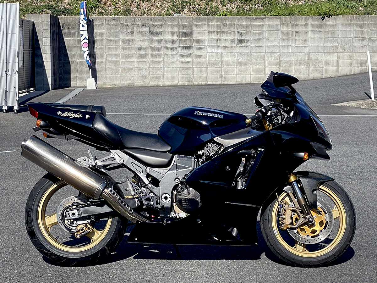 中古バイク KAWASAKI ZX-12R｜ZXT20B – 京都のバイクショップSPEC-M