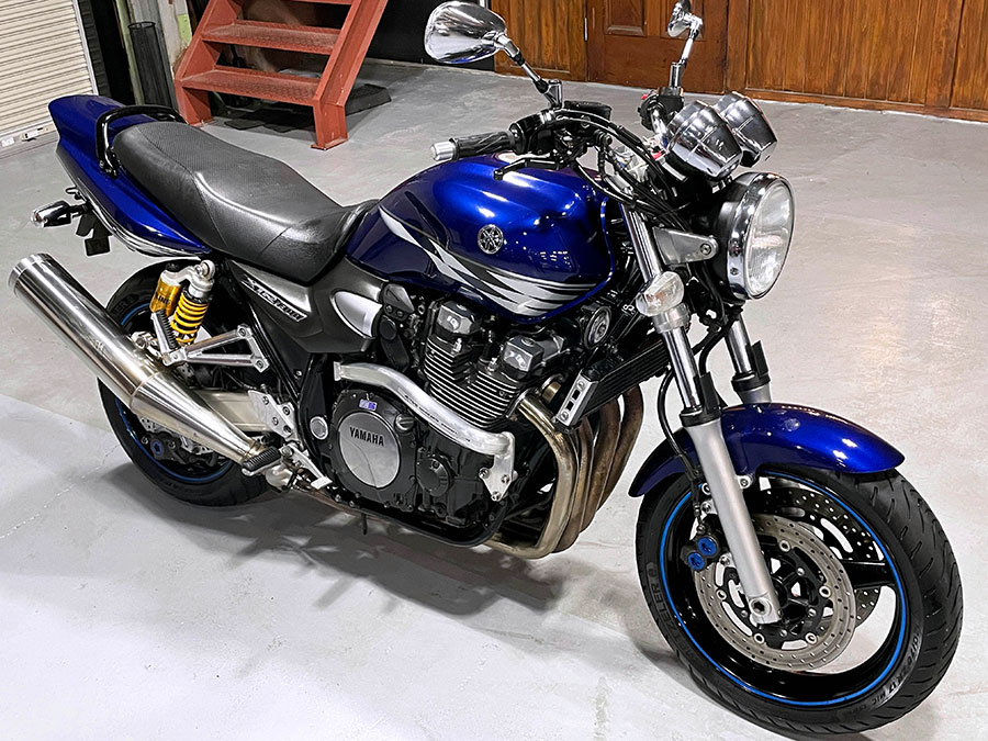 YAMAHA XJR1300 RP17J – 京都のバイクショップSPEC-M（スペックエム