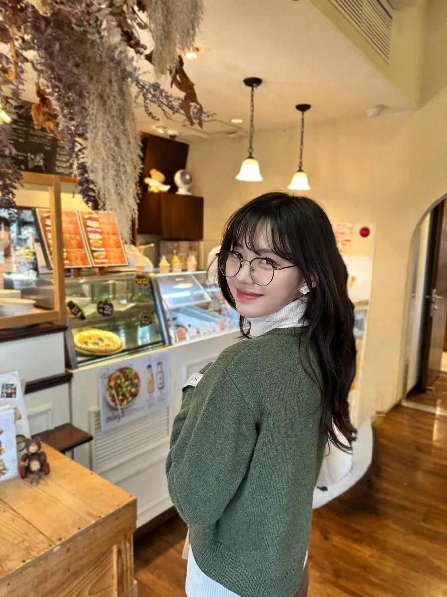 元「ME:I」加藤心 「加藤心ですX始めましたっ」笑顔の写真も投稿