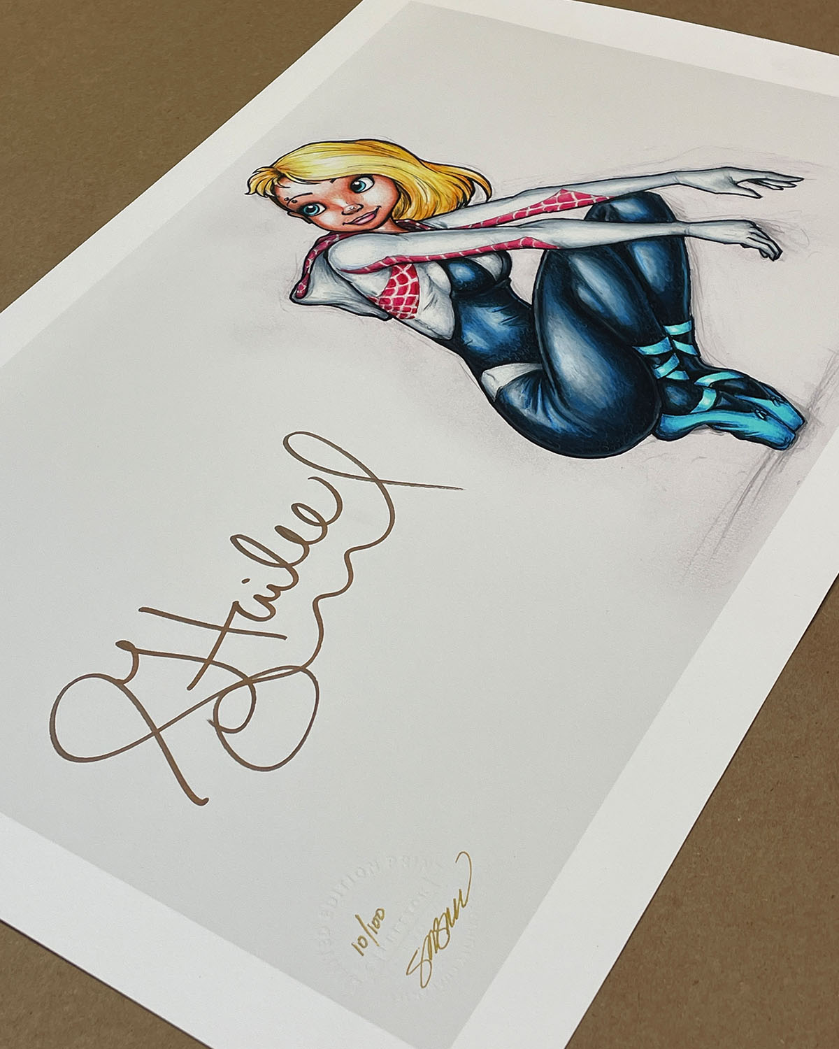 Gwen En Point Sketch Print - Hailee Steinfeld Autograph