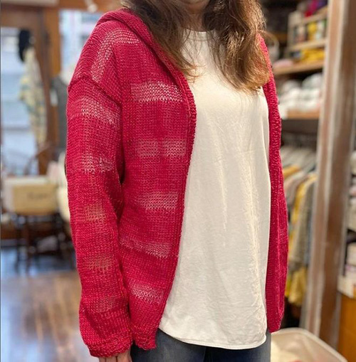 フード付カーディガン｜編み物キット 毛糸のポプラ | 毛糸のプロ