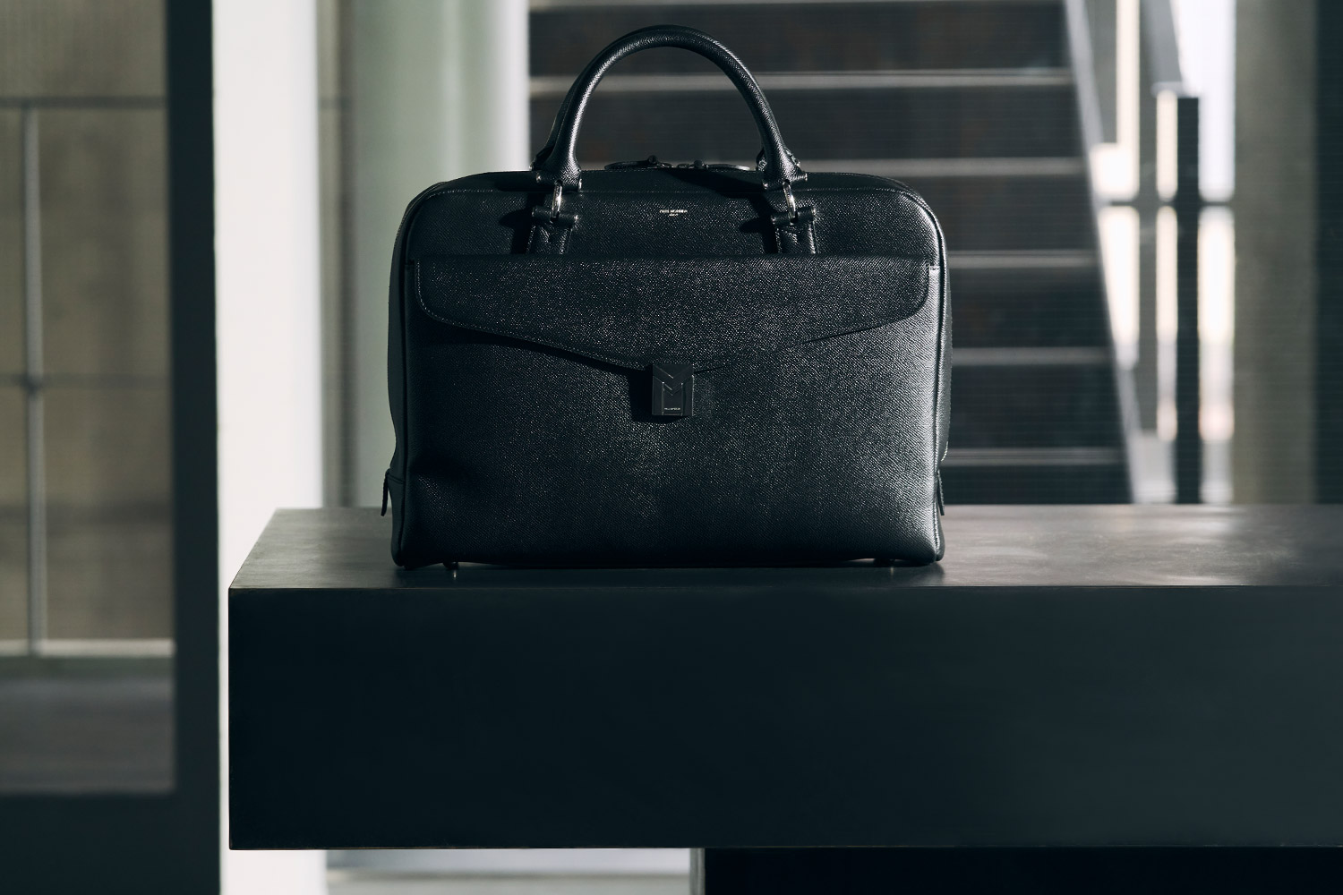 ペッレモルビダ PELLE MORBIDA デッキナイン deck9 一室 deck9シリーズ