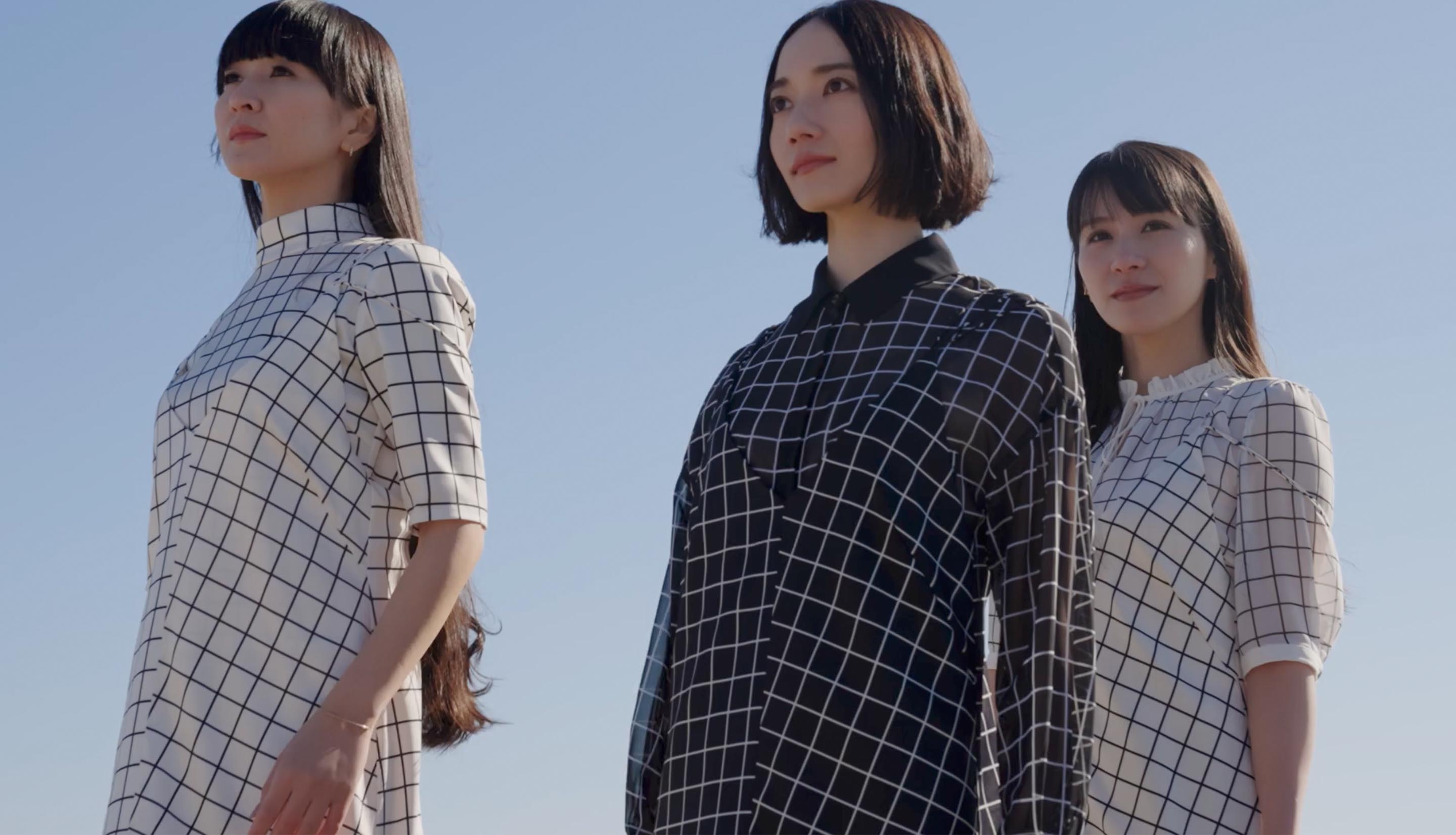 6 ｜ Perfume Closet