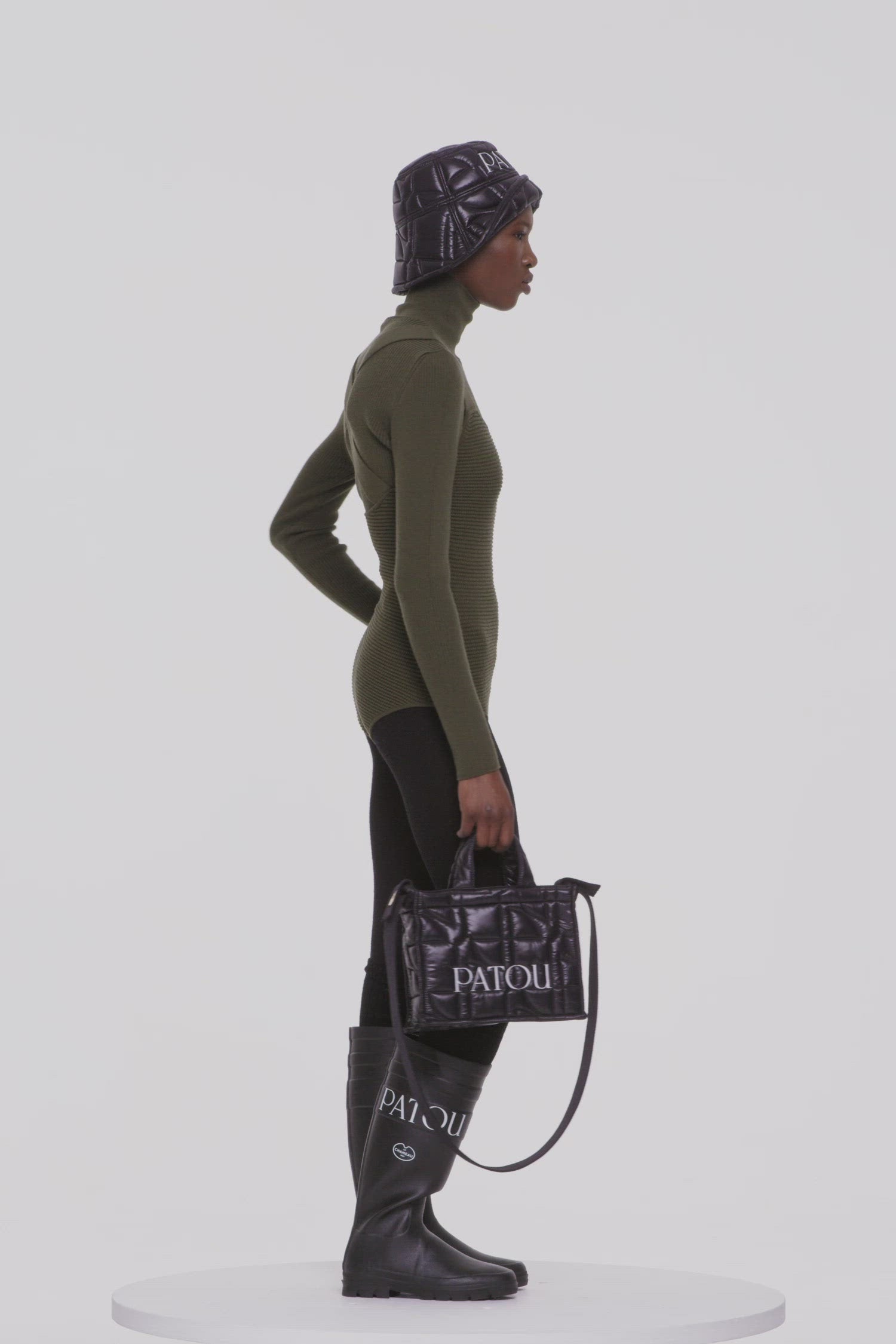 Patou | スモール パトゥ キルティングトート