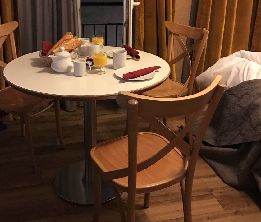 トーネット社（Thonet）とは【パディントン】アンティークの知りたい