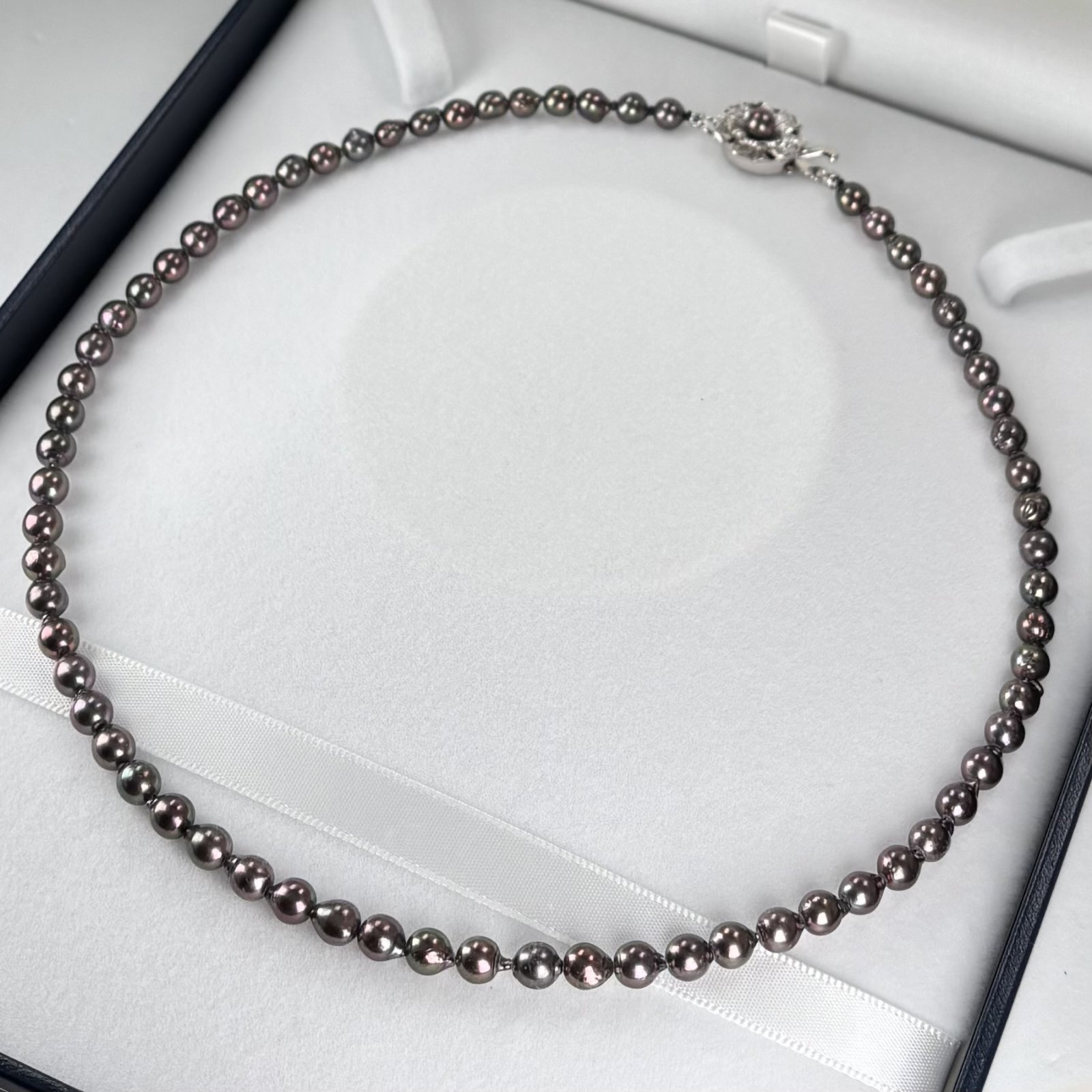 アコヤ黒真珠 パールネックレス 5-5.5m ブラック セミラウンド