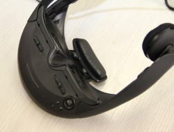 ソニーのヘッドマウントディスプレイ「HMZ-T1」でPS3の3D立体視ゲーム