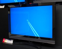 日立、2番組同時録画対応で超解像も搭載のプラズマ/液晶“Wooo”XP05