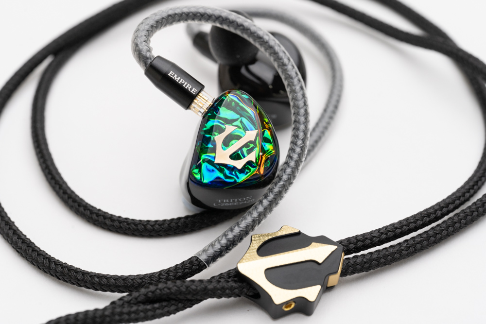 轟く低音が洋楽ロックと相性バツグン！Empire Ears「TRITON Launch