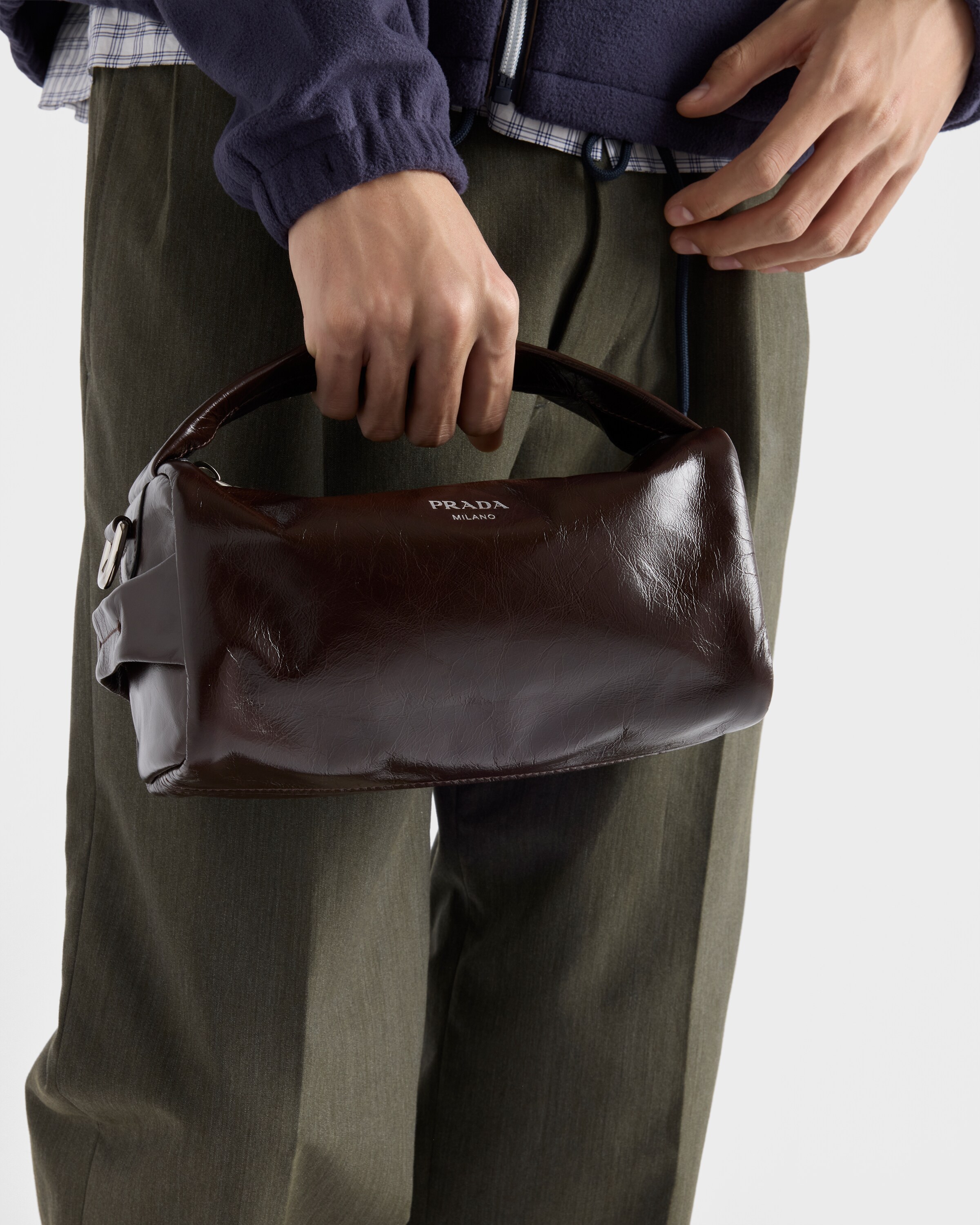 ダークブラウン レザー ショルダーバッグ | PRADA