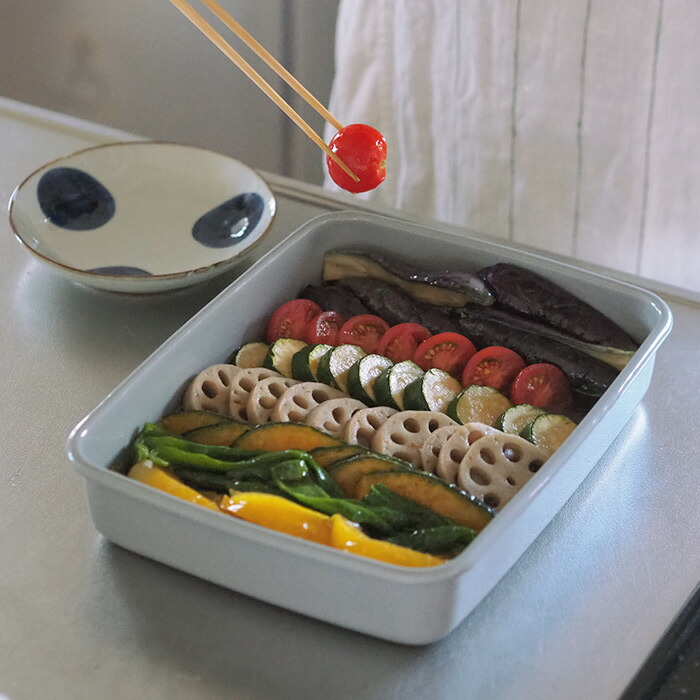 野田琺瑯 +Gray レクタングル浅型 L | 食器と料理道具の専門店「プロ
