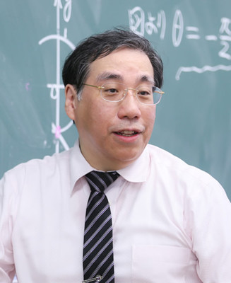 講師紹介 - 難関理系予備校 プロジェクトシアターゼミナール