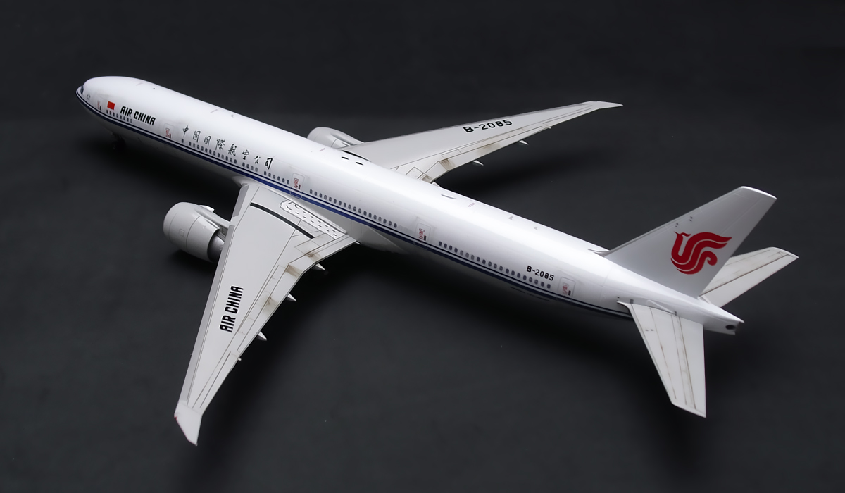 1/200 Hasegawa Boeing 777-300ER Air China – Rocast Models