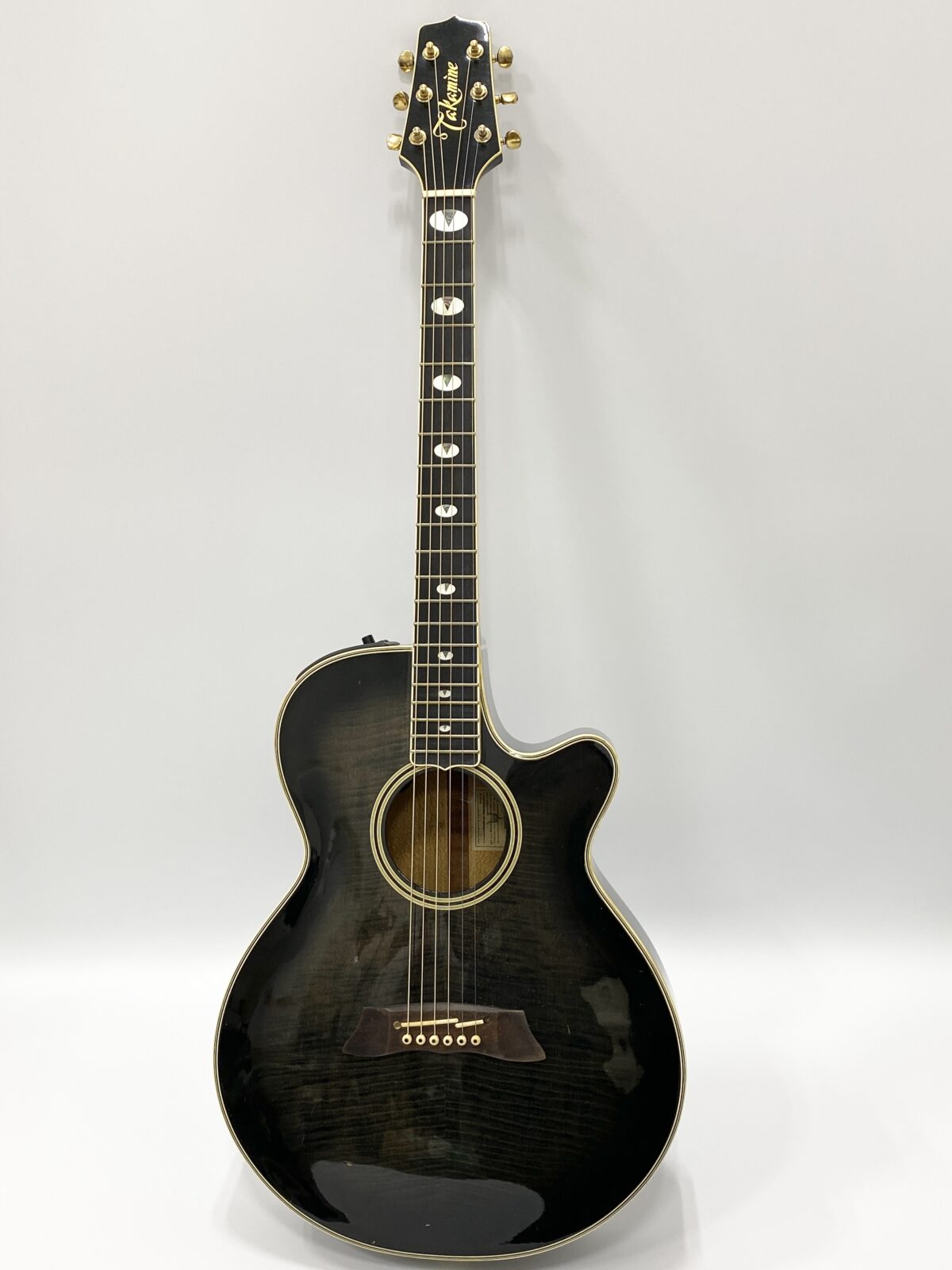 タカミネ NPT-115 エレアコ ブラックサンバーストを買取させていただき