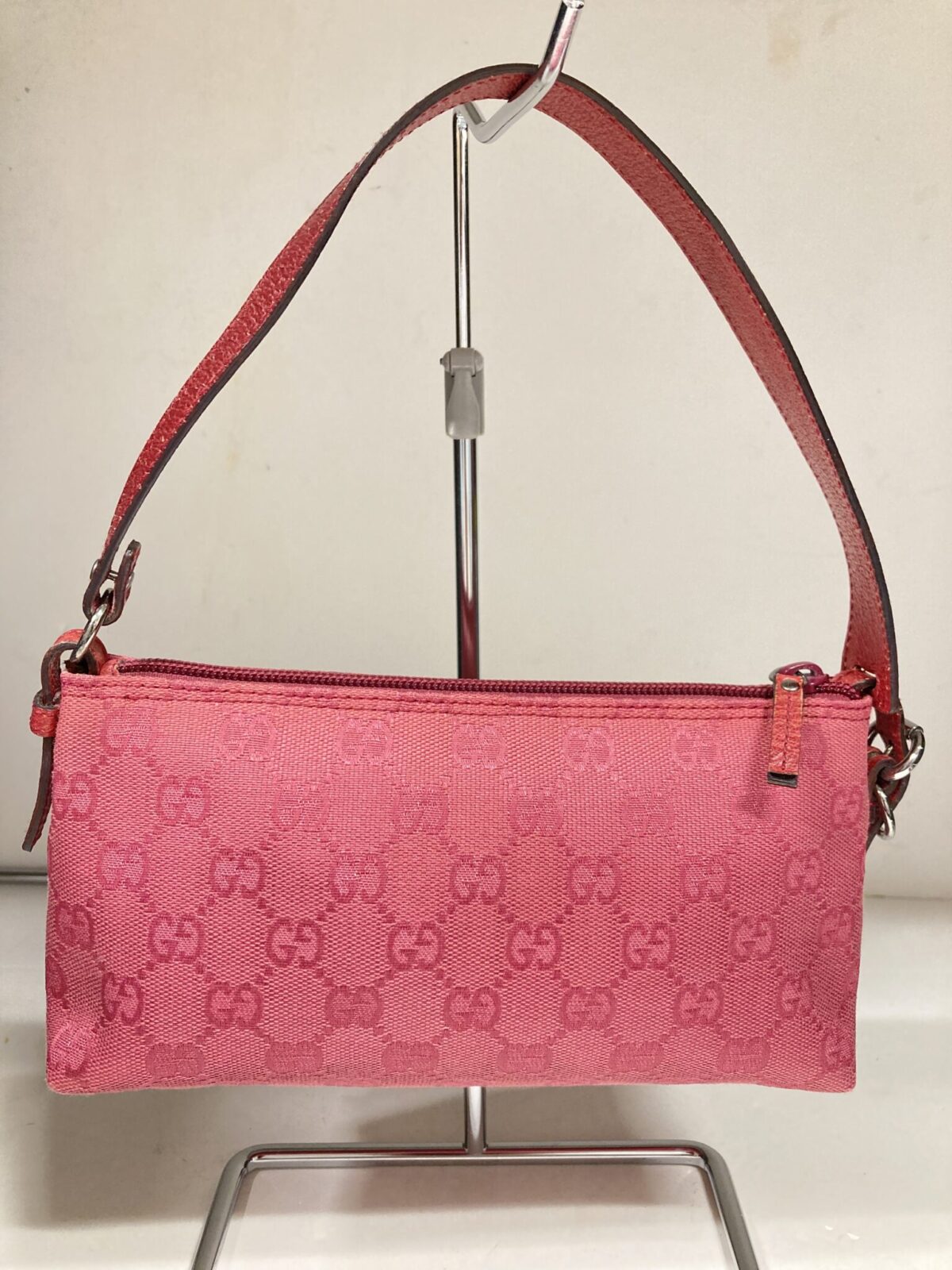 GUCCI グッチ GGキャンバス アクセサリー ポーチ ピンク - リサイクル