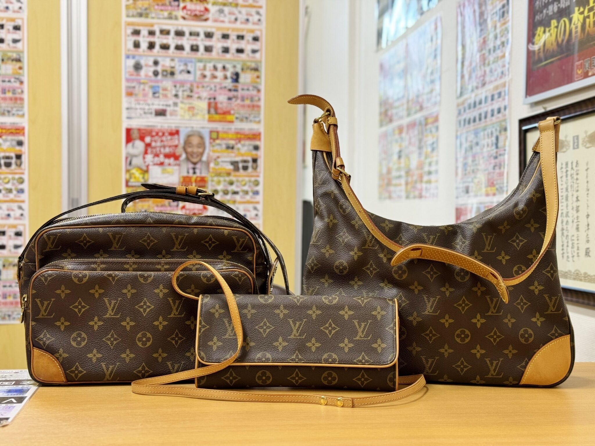 再値下げルイヴィトン ルイビトンモノグラムナイルショルダーバックお