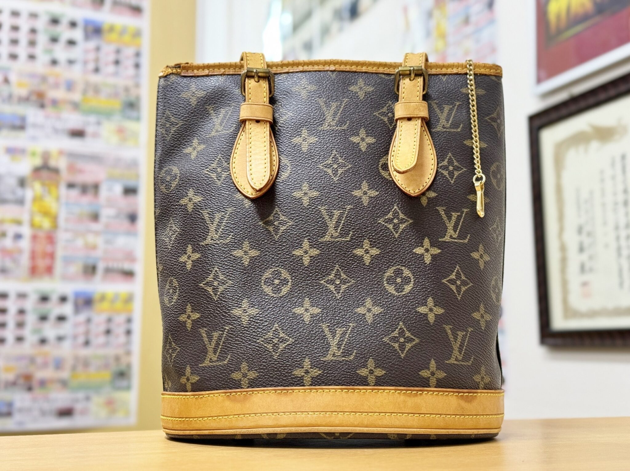 LOUIS VUITTON(ルイヴィトン) M42238 モノグラム 旧型 プチ・バケット