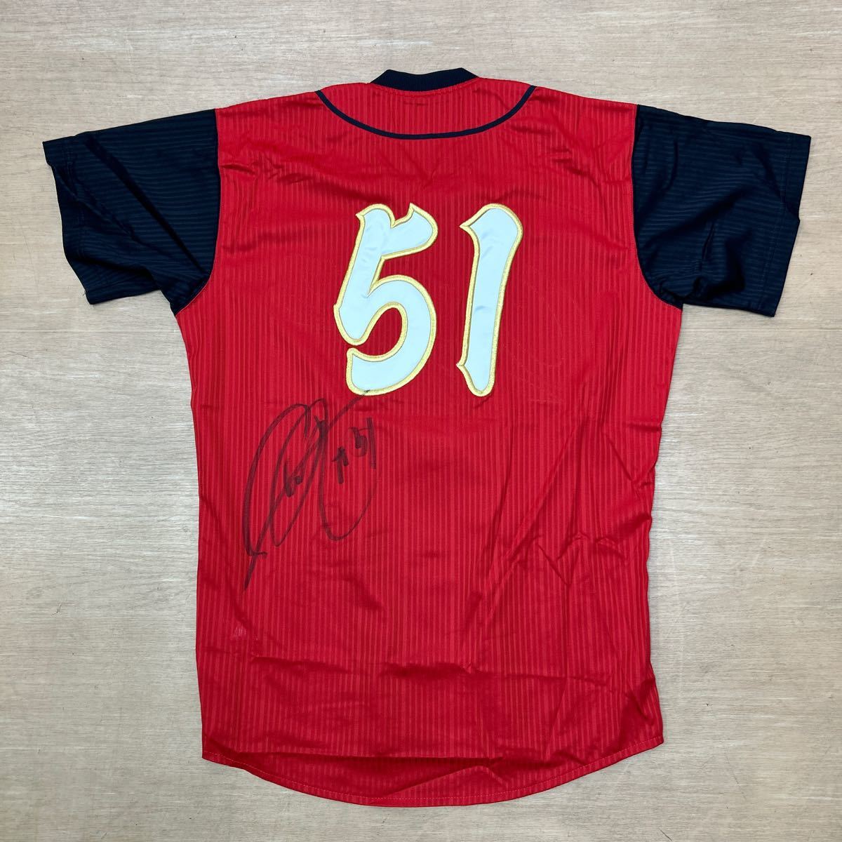 未使用品 広島東洋カープ Carp 鈴木誠也 背番号51 直筆サイン付き
