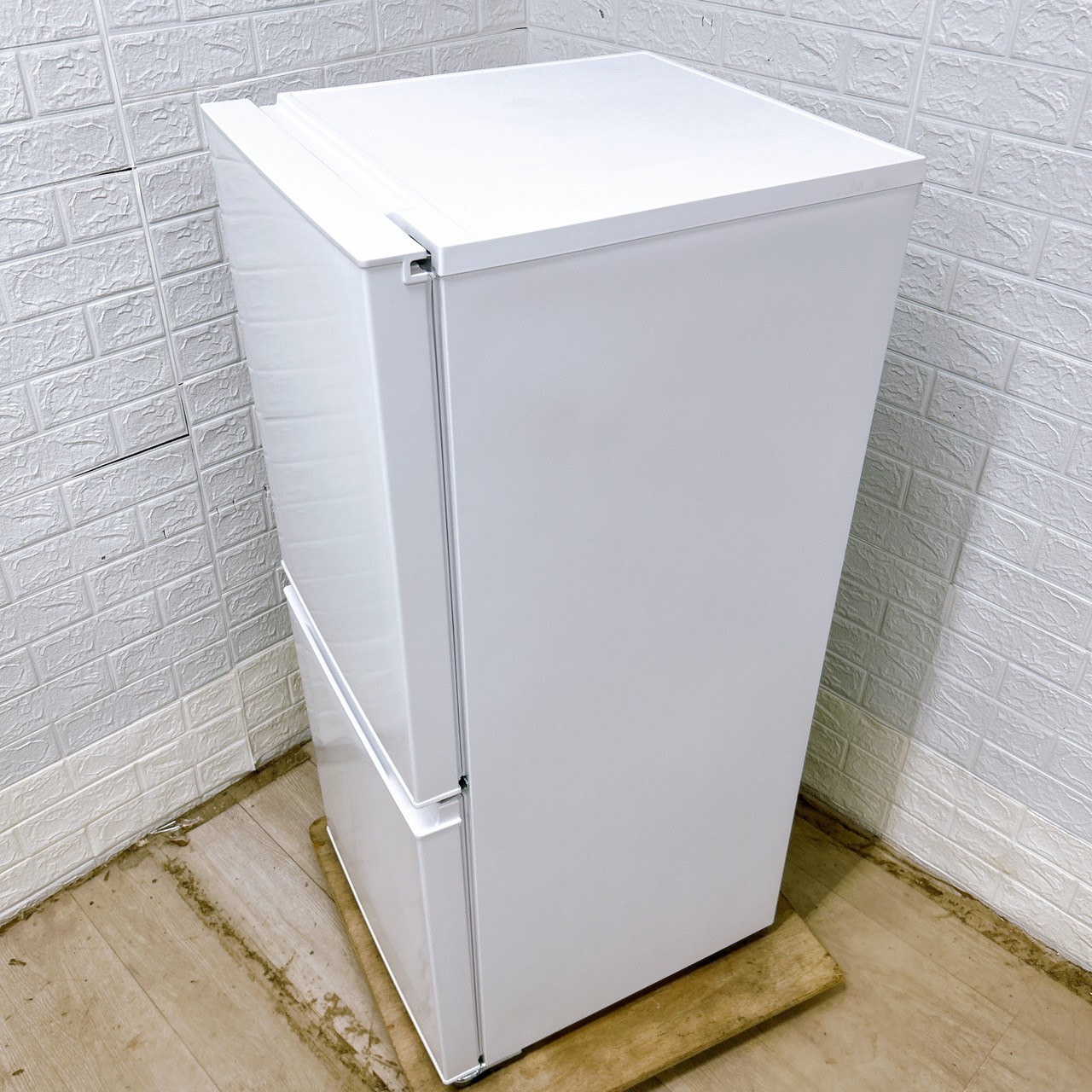 アクア AQR-14E2(W) 2023年製 135L 冷蔵庫 美品【全国発送対応】