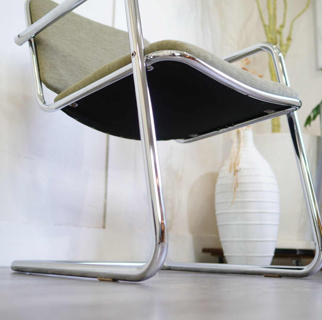 カンテレバーチェア ダイニングチェア インダストリアル モダン 中古