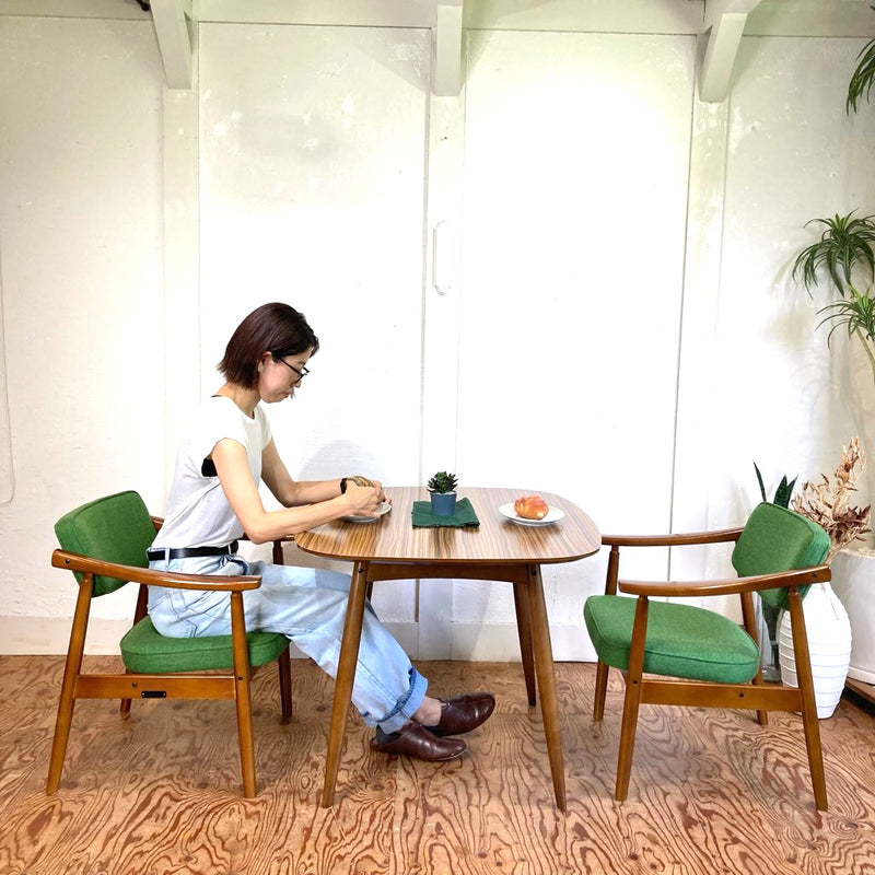 カリモク60 Tチェア タープグリーン karimoku 椅子 作業 デスク用