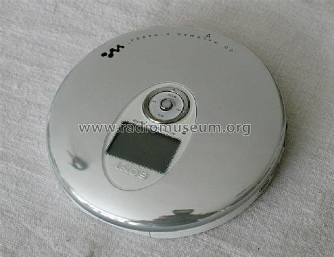 CD Walkman D-NE800 R-Player Sony Corporation; Tokyo, build