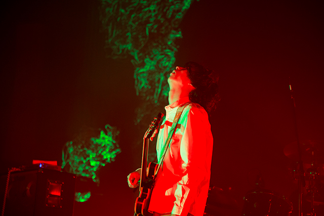 RADWIMPSの胎盤 - ライブレポート | RADWIMPS 10th ANNIVERSARY