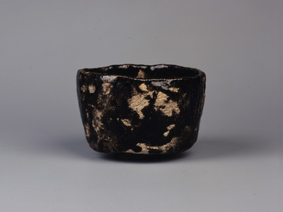 樂焼 RAKU WARE｜樂美術館 -収蔵作品:九代 了入 ＜宝暦6（1756）～天保