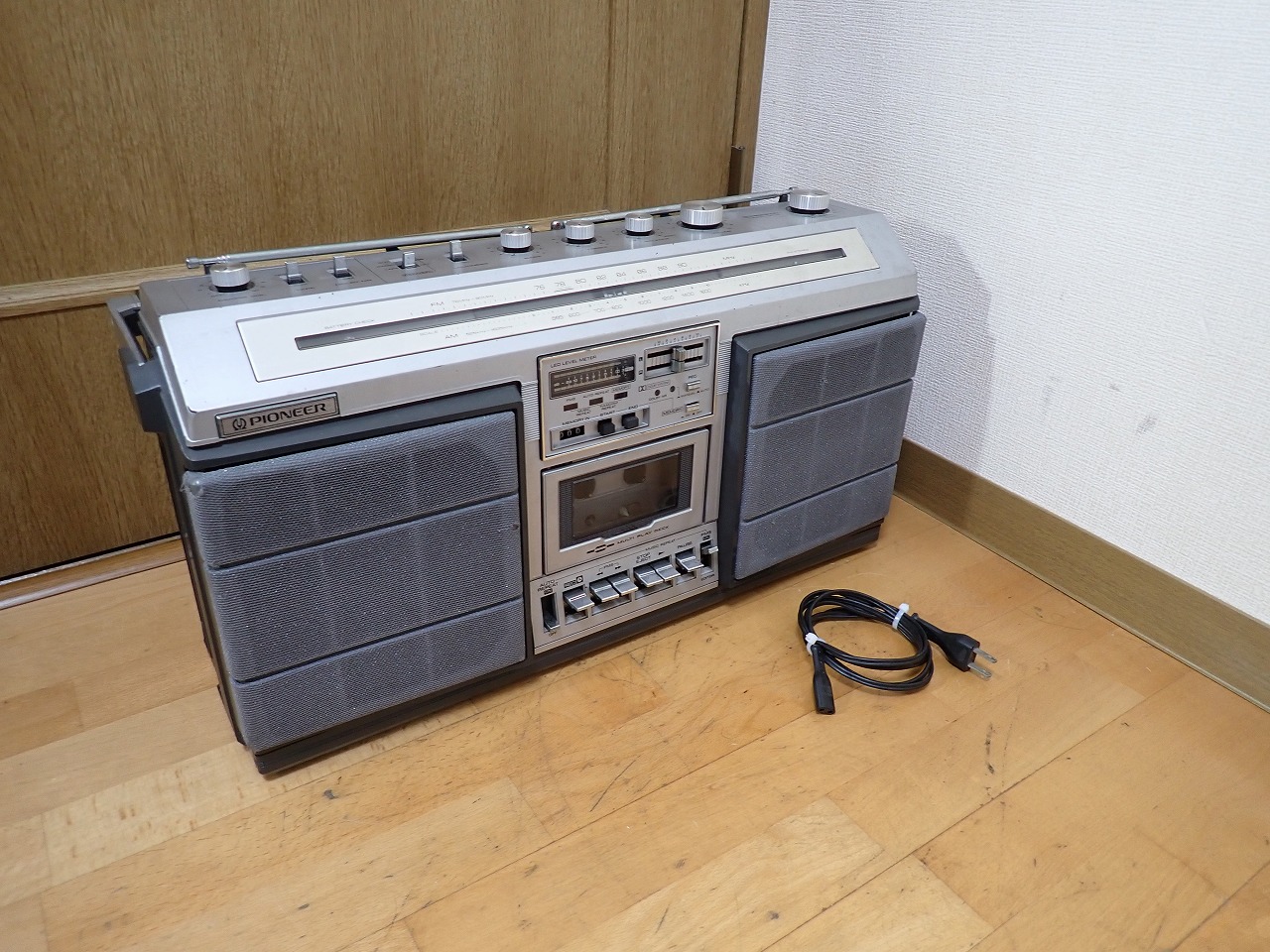 ラジカセ Pioneer SK-70 パイオニア ランナウェイ ラジオ AM FM