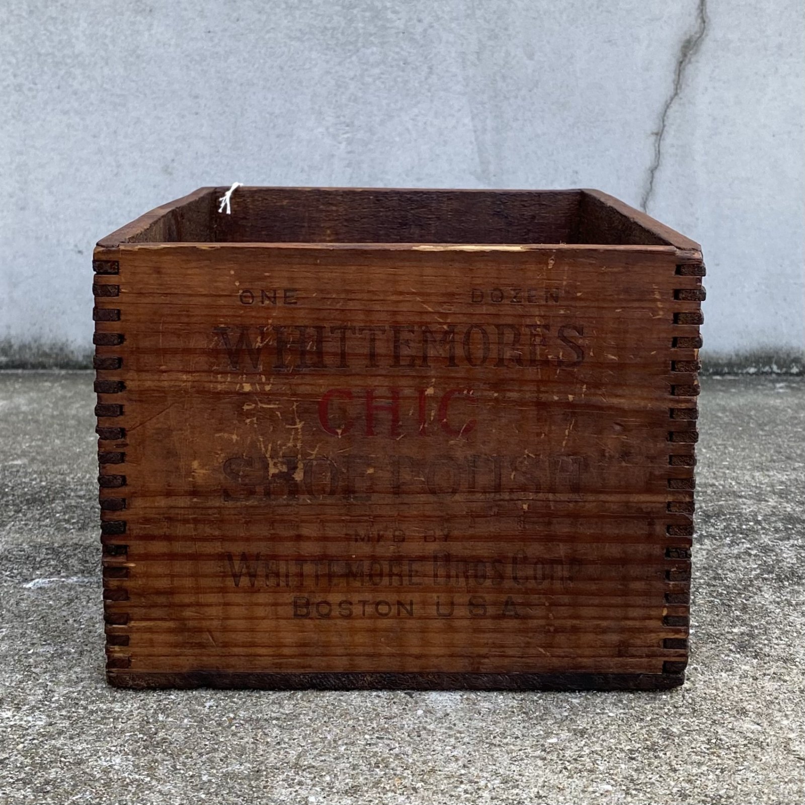 VINTAGE ANTIQUE WOOD CRATE WOODEN BOX WHITTEMORE BROS Co