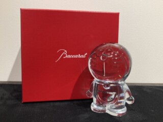 バカラ 『ドラえもん 置物』 ｜骨董品買取 緑和堂