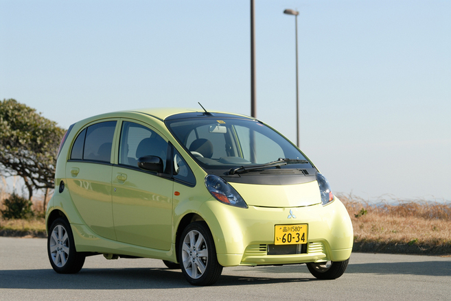 三菱 i LX（MR/4AT）【ブリーフテスト】 三菱 i LX（MR/4AT） - webCG