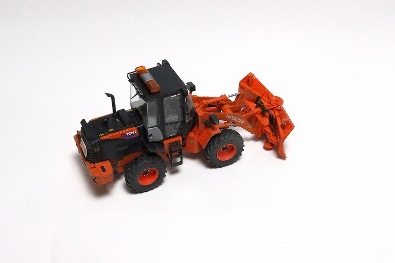 日立建機 ホイールローダ ZW100-6 マルチプラウ（除雪）仕様機