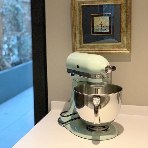 KitchenAid KSM150PSWH Artisan Series White 5 Qt. Tilt Head