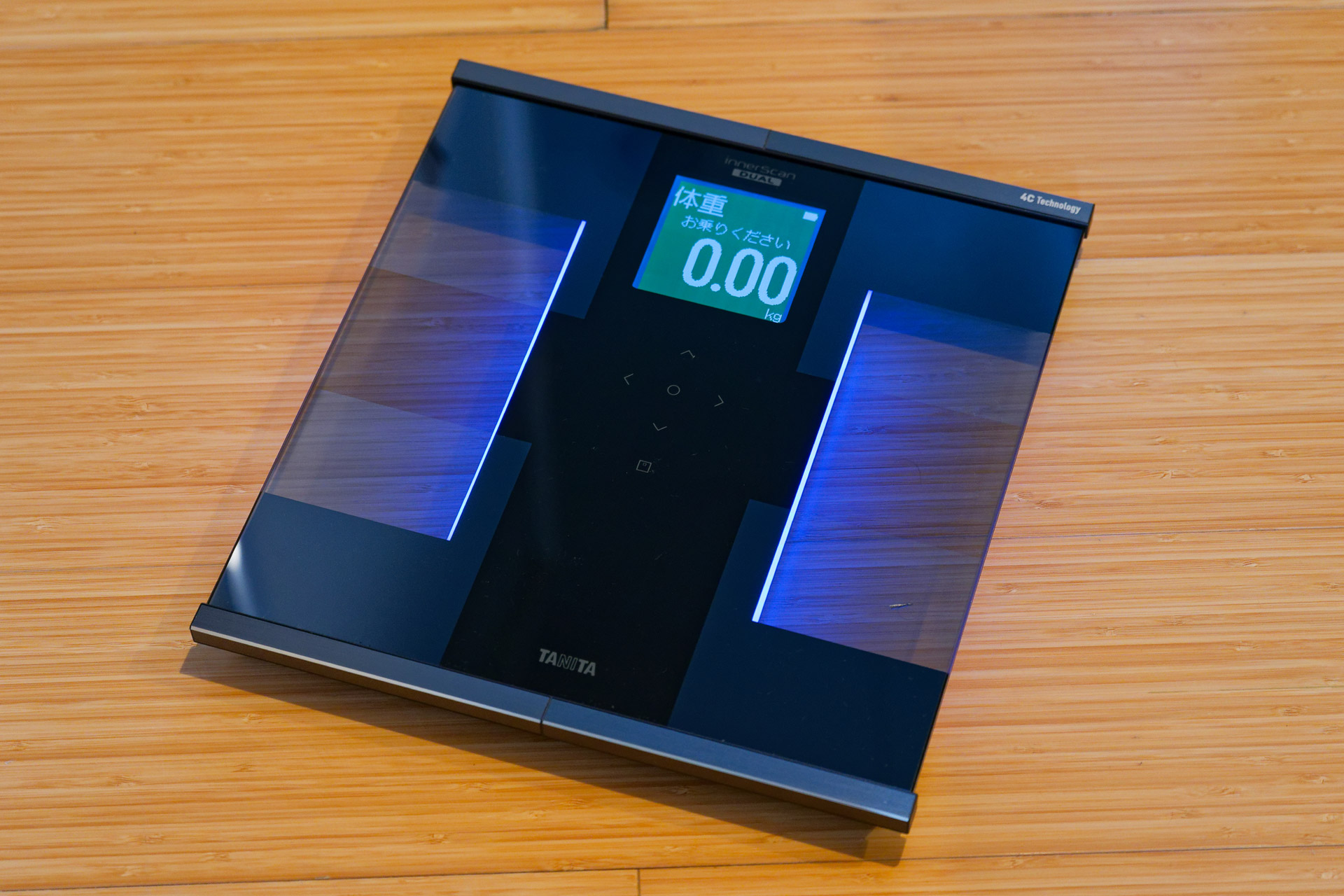 Wi-Fi対応で脈拍測定もできるタニタの体組成計「RD-931L」を買ってみた