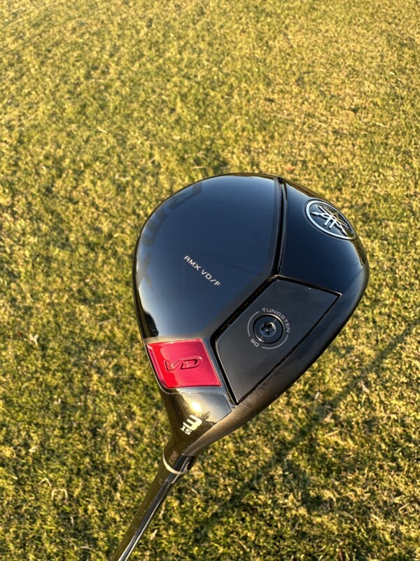 超低重心で球が上がりやすい3W！ヤマハ「RMX VD FW」を編集部が試打し