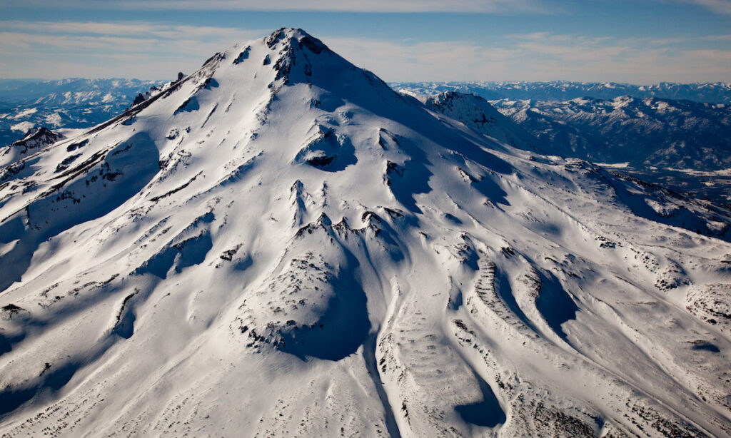 Snowboarding 25 Volcanoes in the Cascade Range - Where is Kyle Miller?