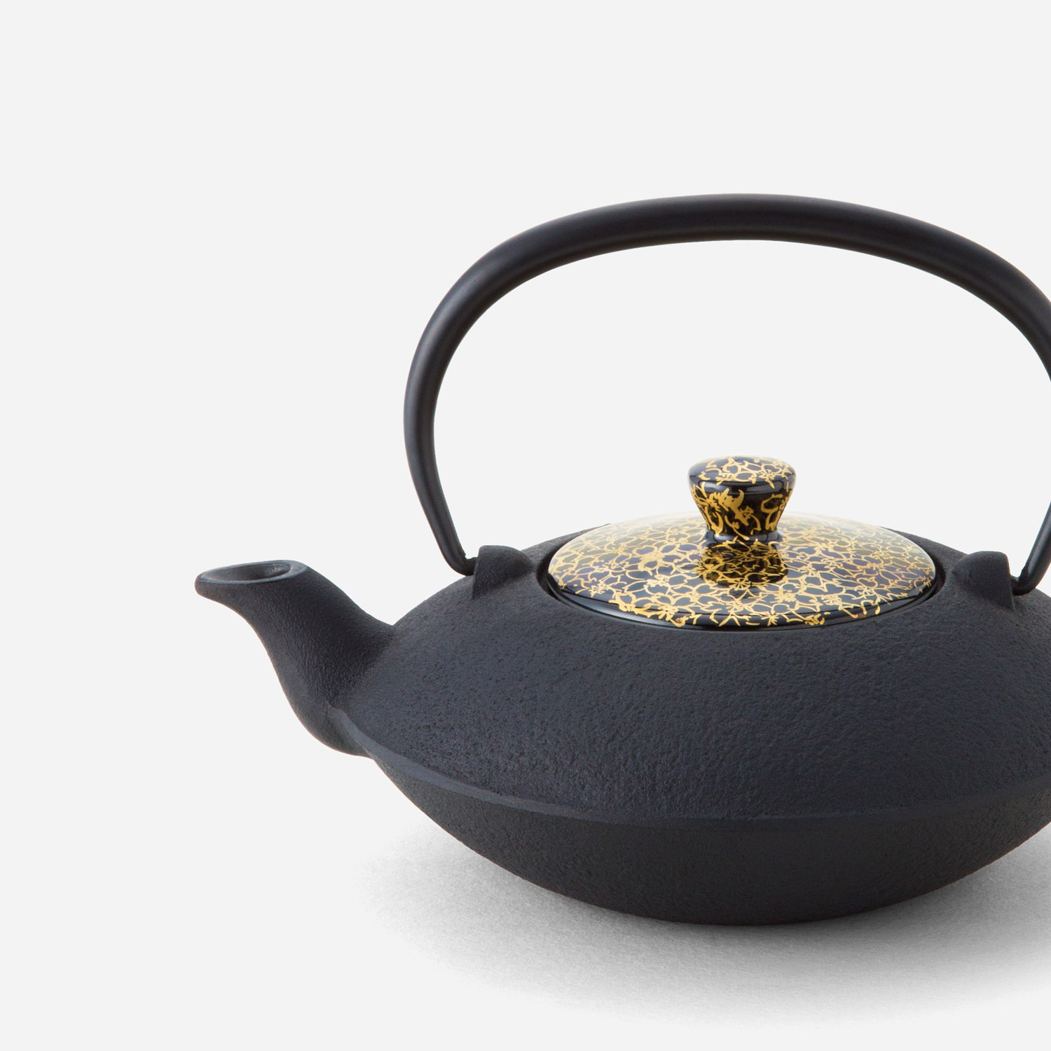 鉄瓶急須 黒・黒地金彩桜詰 小 | 西川貞三郎商店