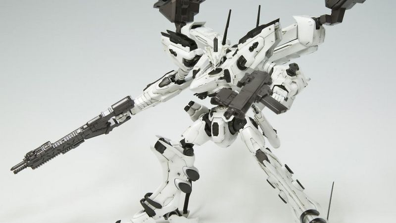 Kotobukiya 1/72 White Glint kit from Armored Core 4 - The Toyark