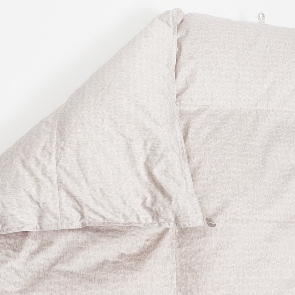 ニージェ 羽毛掛けふとん(ゴア): 羽毛掛けふとん(厚め)｜東洋羽毛公式