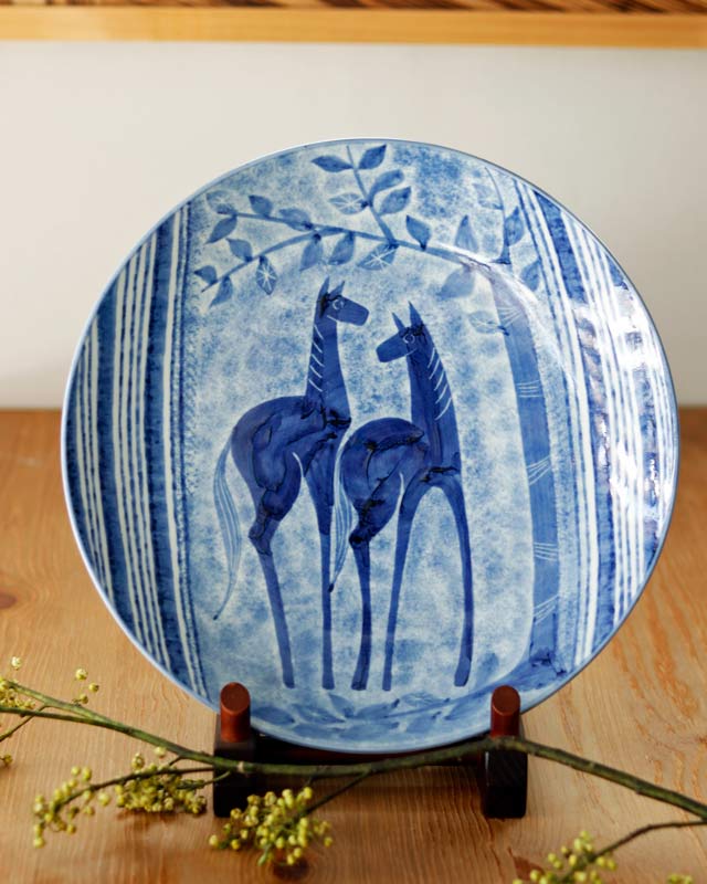 砥部焼の和食器 梅山窯の大皿 【砥部工房 からくさ】