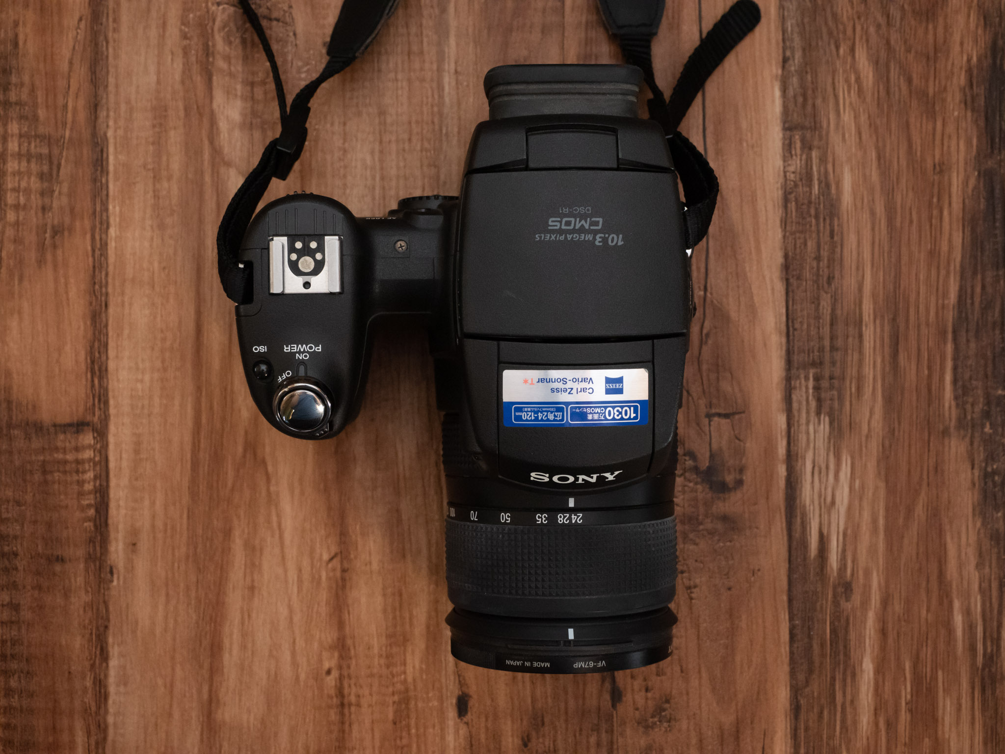 17年ものオールドデジカメ！ SONY DSC-R1 を借りたのでレビュー