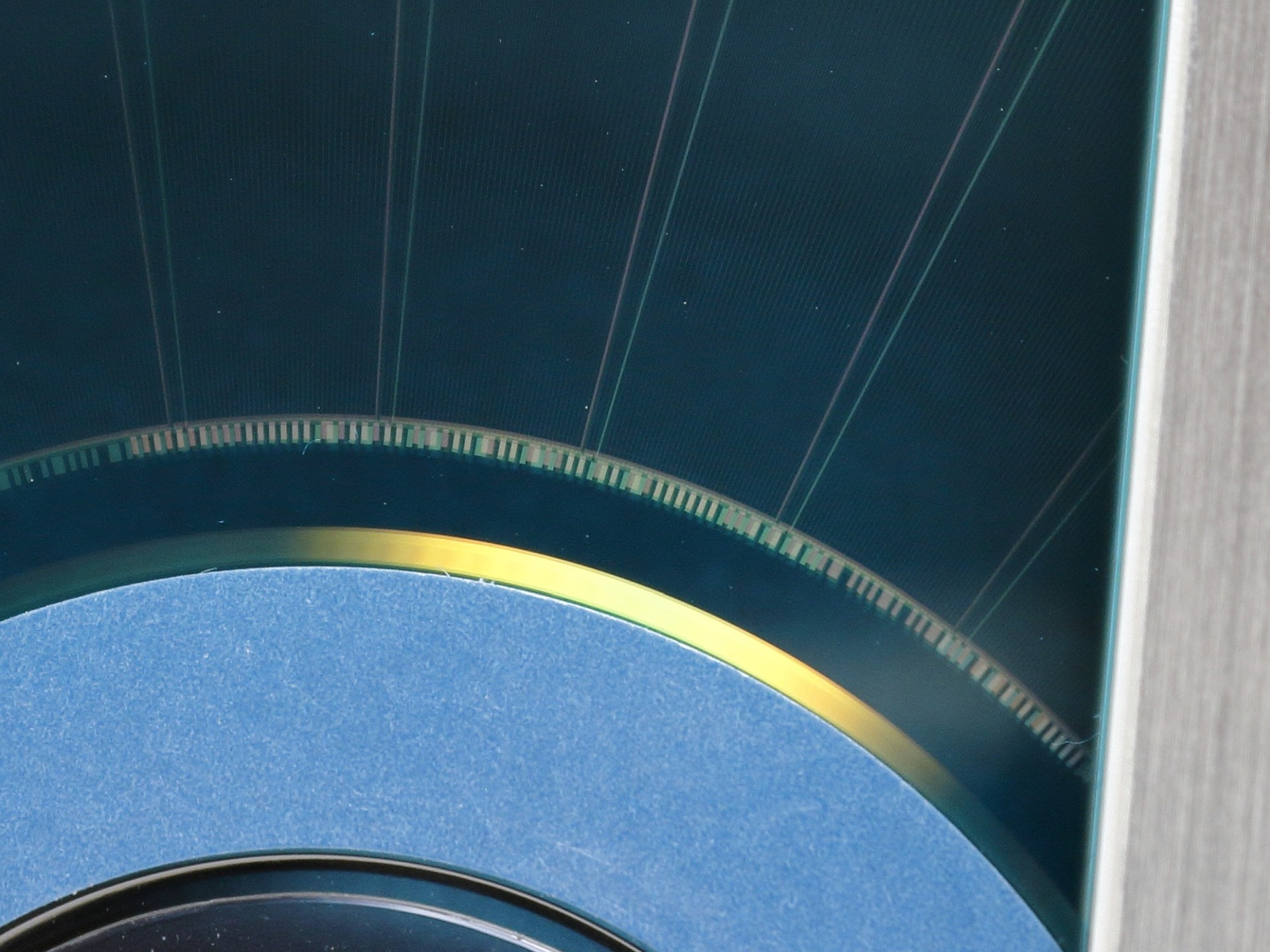 5.25インチMOとそっくりなのに1度しか書き込みできない「130mm追記形