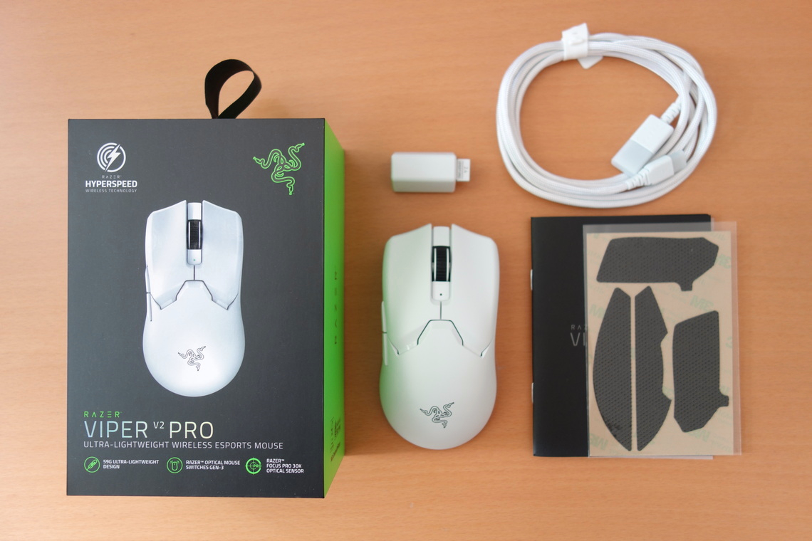 Razer Viper V2 Pro Gaming Mouse Review - Packaging, Weight, Cable